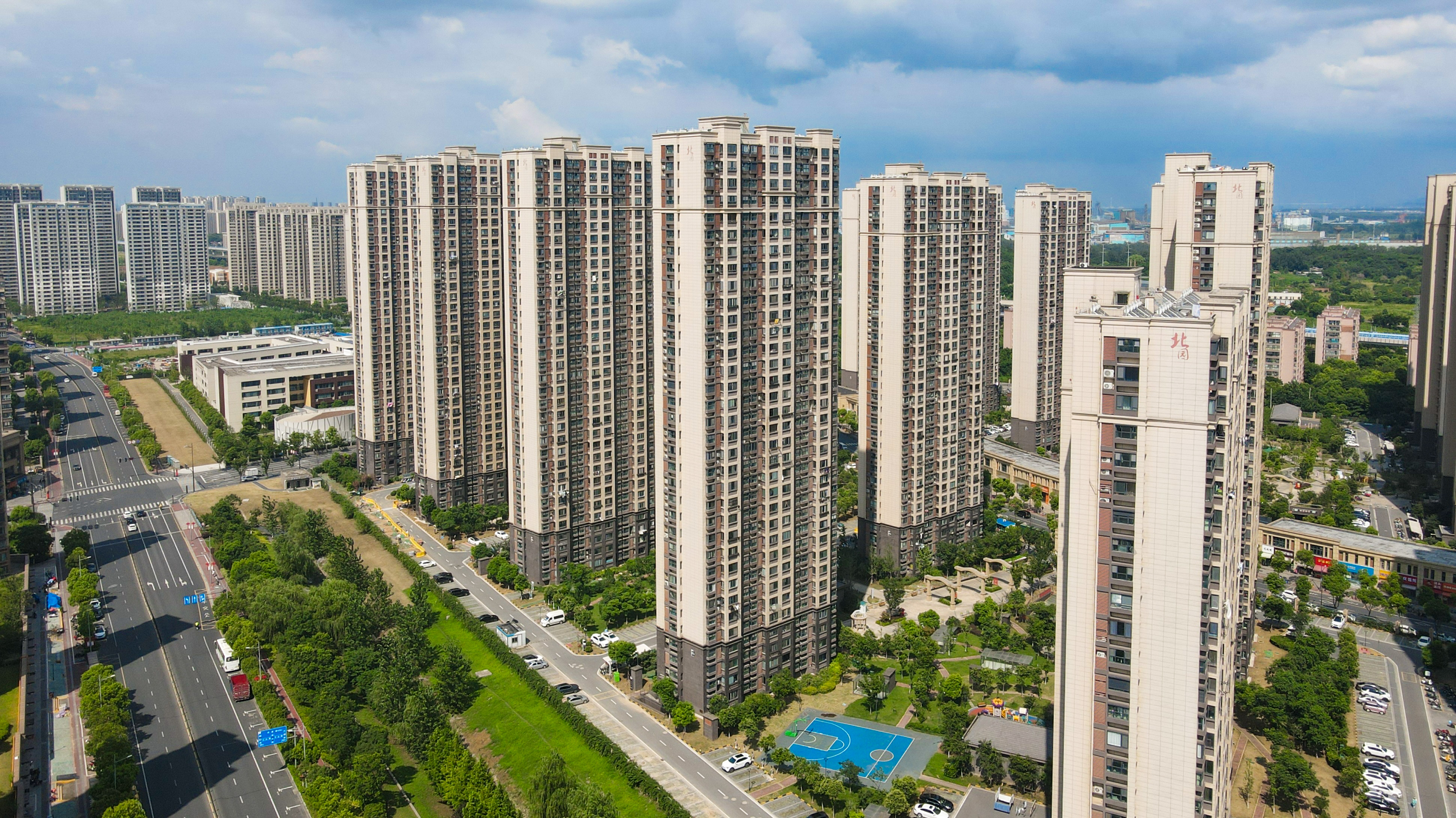 台风过境，，，这一大波民生项目be like（图说包管房）